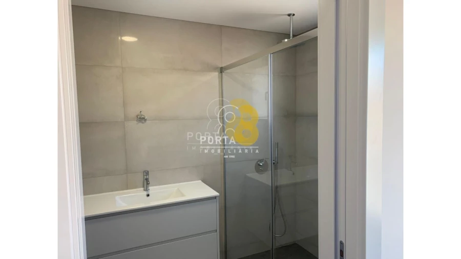 Apartamento T3 para Venda em Ramalde Foto 22