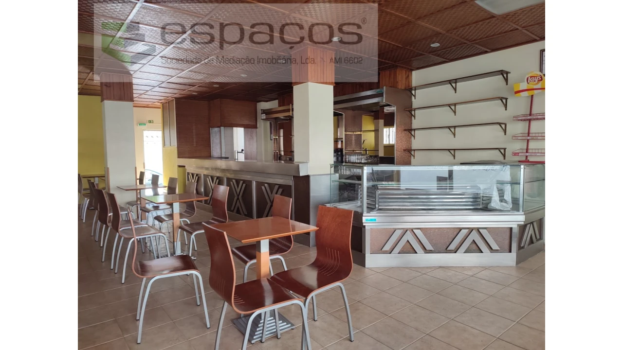 Negócio para Venda em Castelo Branco Foto 1
