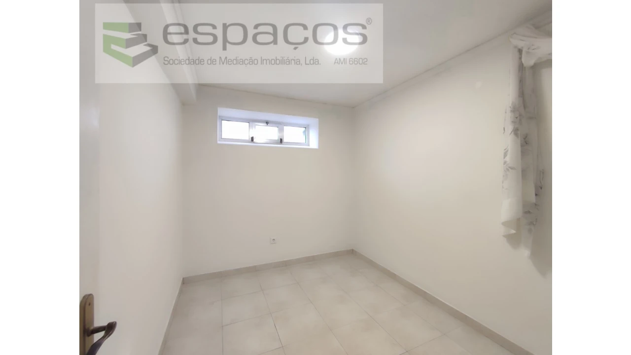 Negócio para Venda em Castelo Branco Foto 19