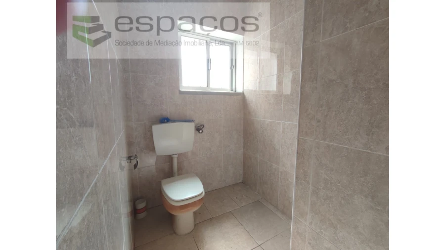 Negócio para Venda em Castelo Branco Foto 16