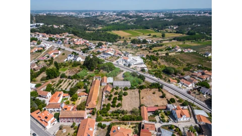 Terreno para Venda em Parceiros e Azoia