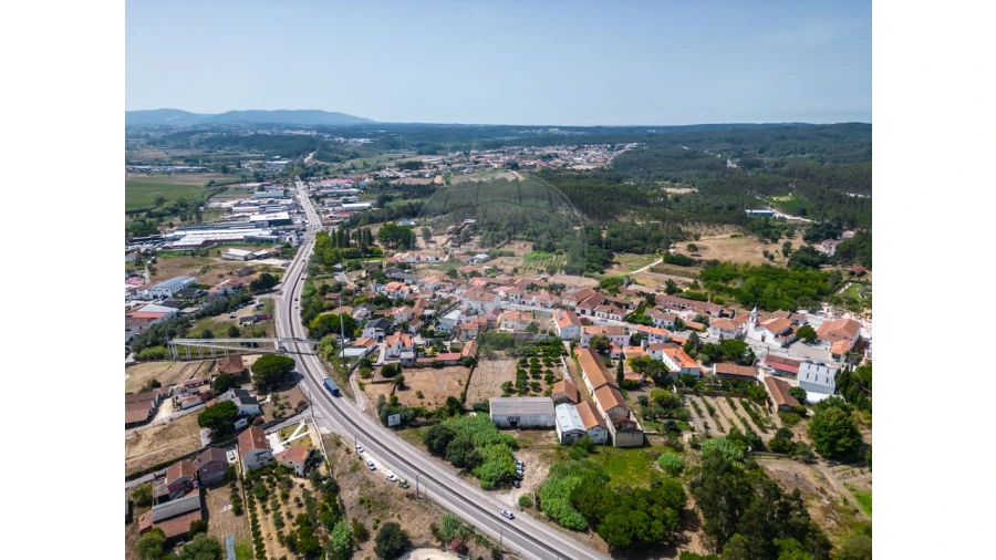 Terreno para Venda em Parceiros e Azoia Foto 11