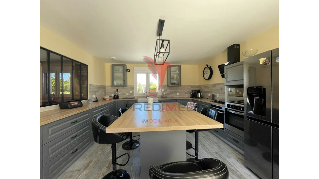 Moradia T5 para Venda em A dos Francos Foto 10