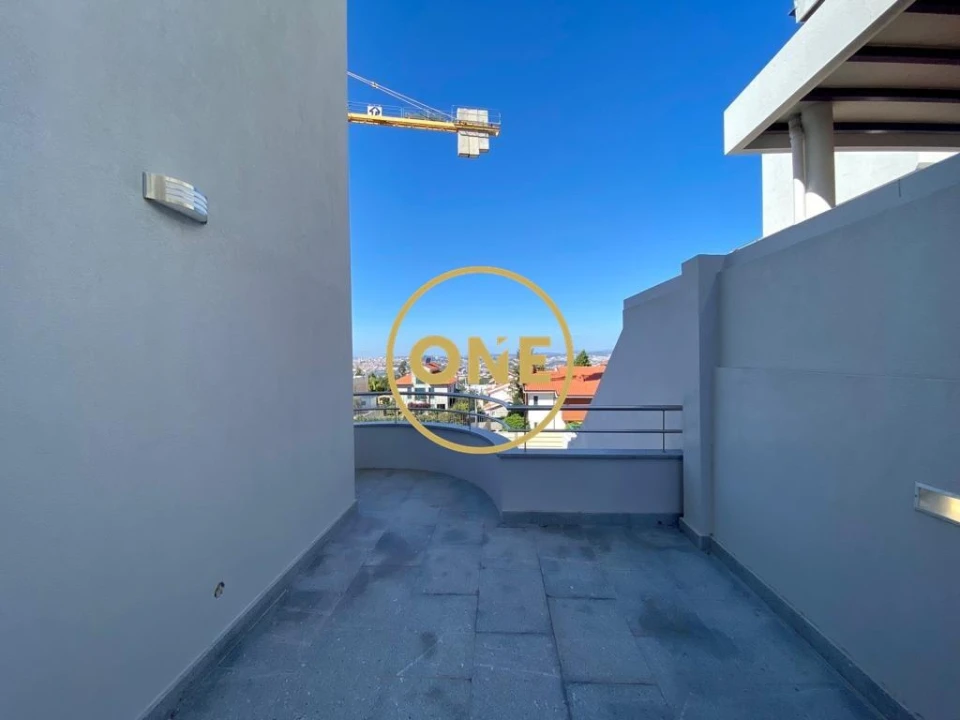 Moradia T4 para Venda em Mafamude e Vilar do Paraíso Foto 36