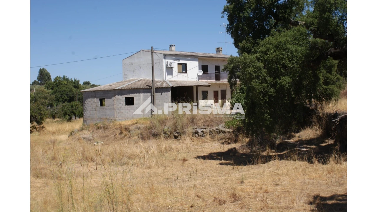 Quinta T6 para Venda em Escalos de Baixo e Mata Foto 85