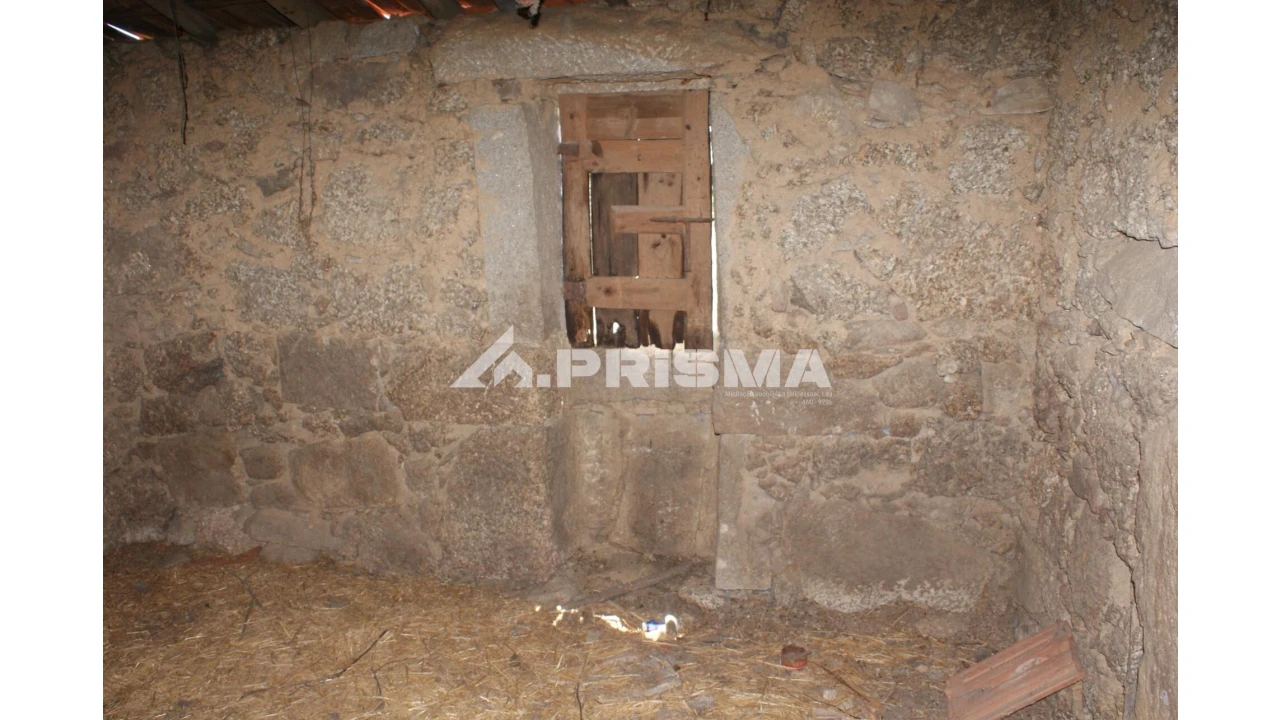 Quinta T6 para Venda em Escalos de Baixo e Mata Foto 79