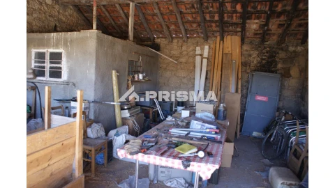 Quinta T6 para Venda em Escalos de Baixo e Mata