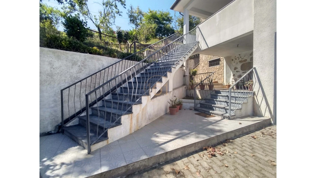 Quinta T5 para Venda em Roriz Foto 3