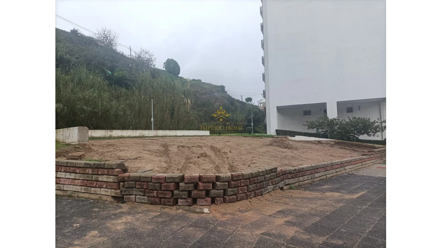 Terreno para Venda em Cacém e São Marcos Foto 3