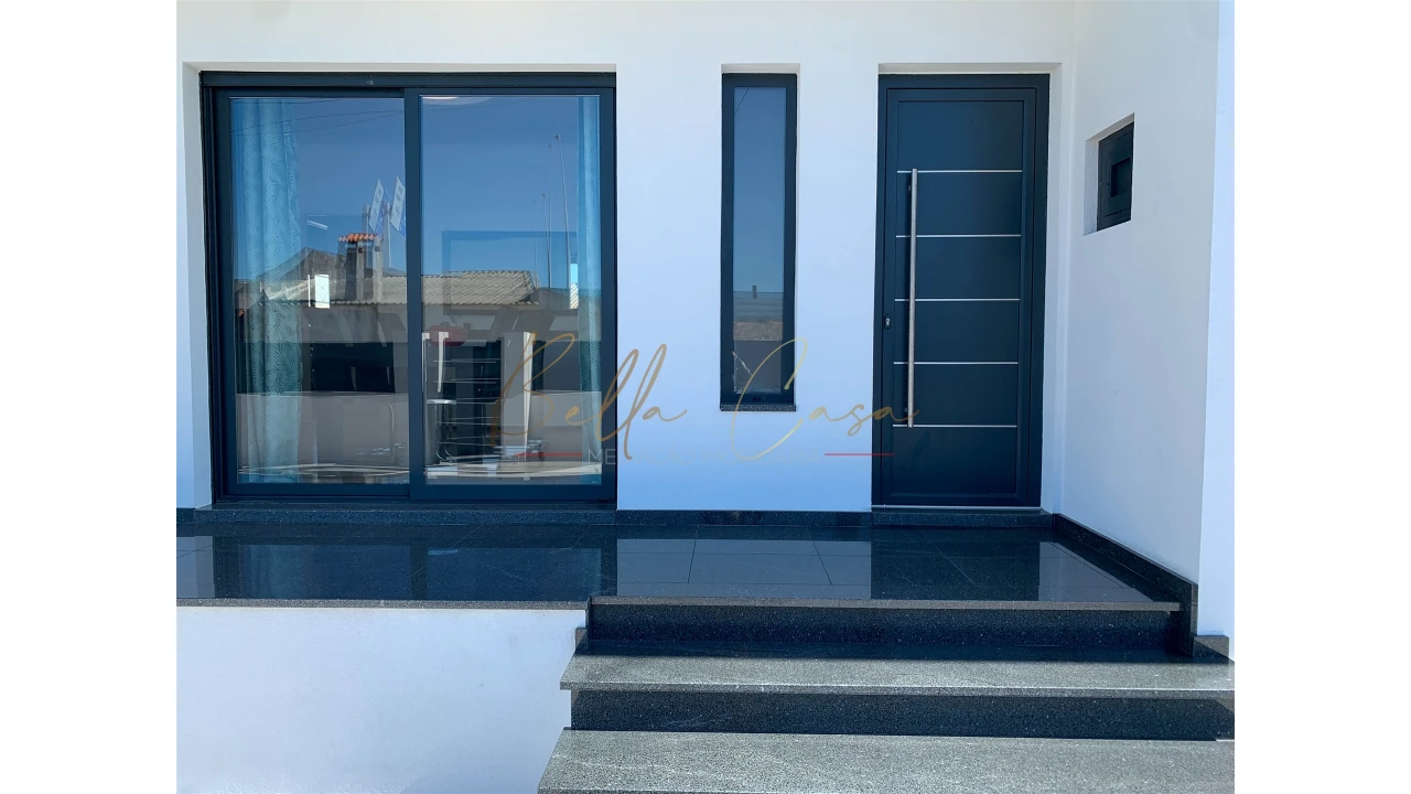 Moradia T5 para Venda em Gafanha da Nazaré Foto 3