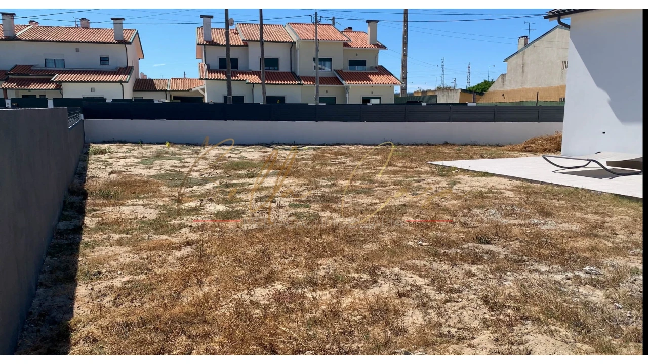 Moradia T5 para Venda em Gafanha da Nazaré Foto 40