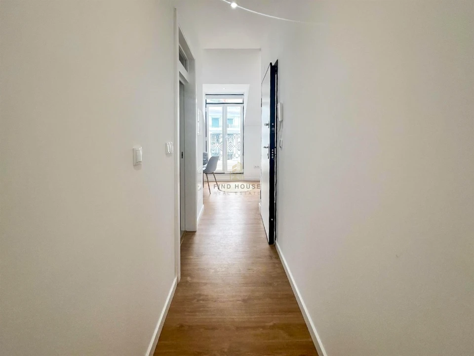 Apartamento T2 para Venda em São Vicente Foto 6