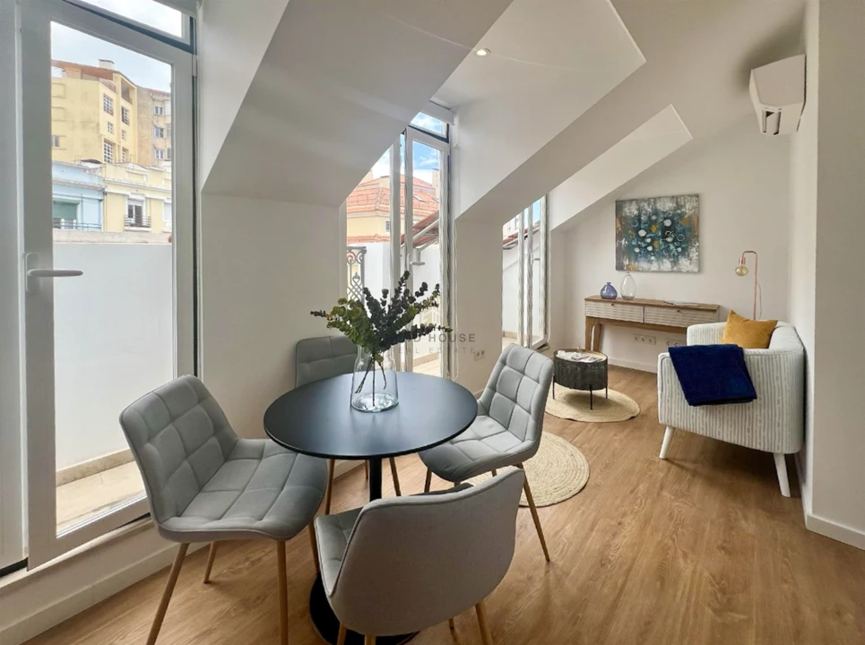 Apartamento T2 para Venda em São Vicente Foto 3