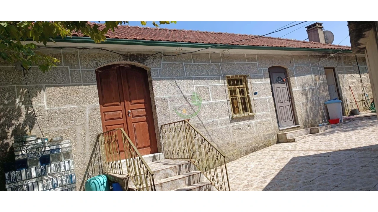 Moradia T3 para Venda em Valdreu Foto 3