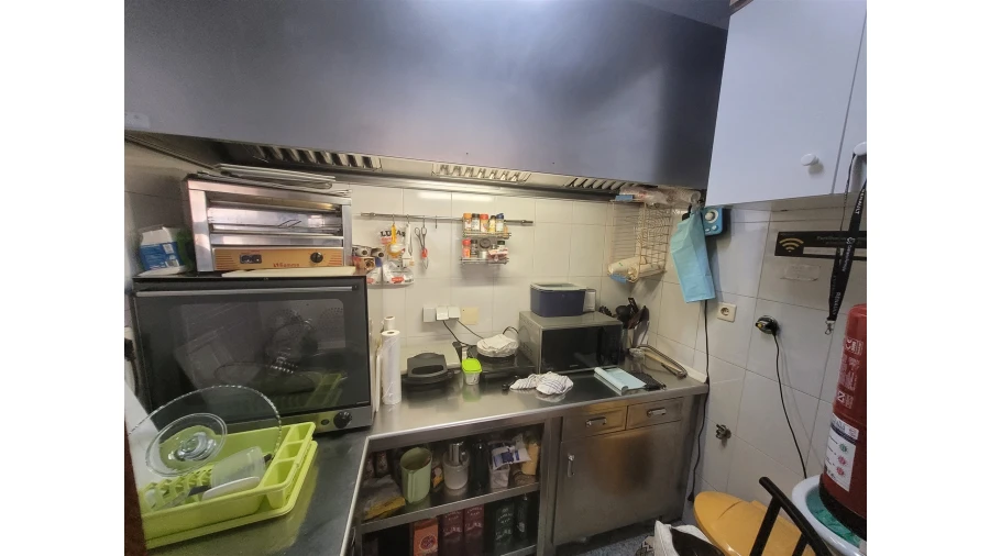 Negócio para Venda em Serzedo e Perosinho Foto 18