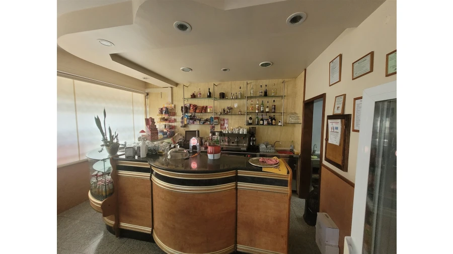 Negócio para Venda em Serzedo e Perosinho Foto 16