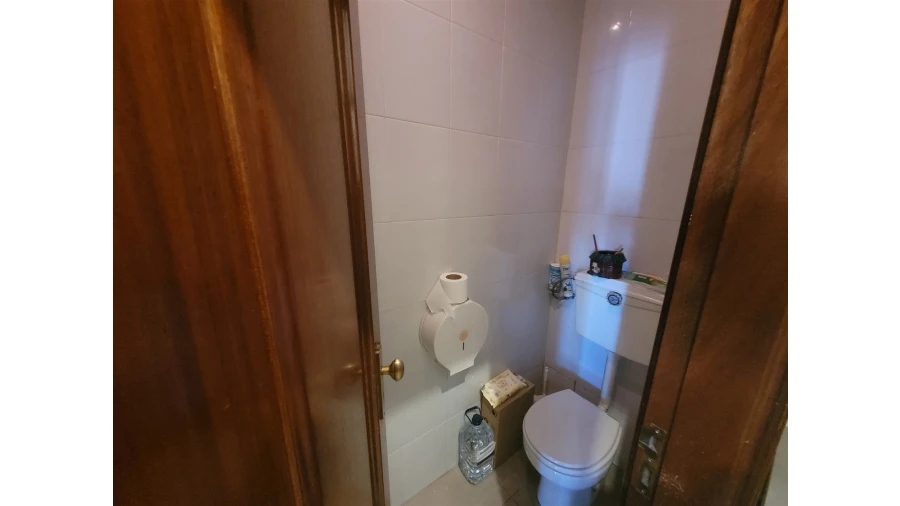 Negócio para Venda em Serzedo e Perosinho Foto 8