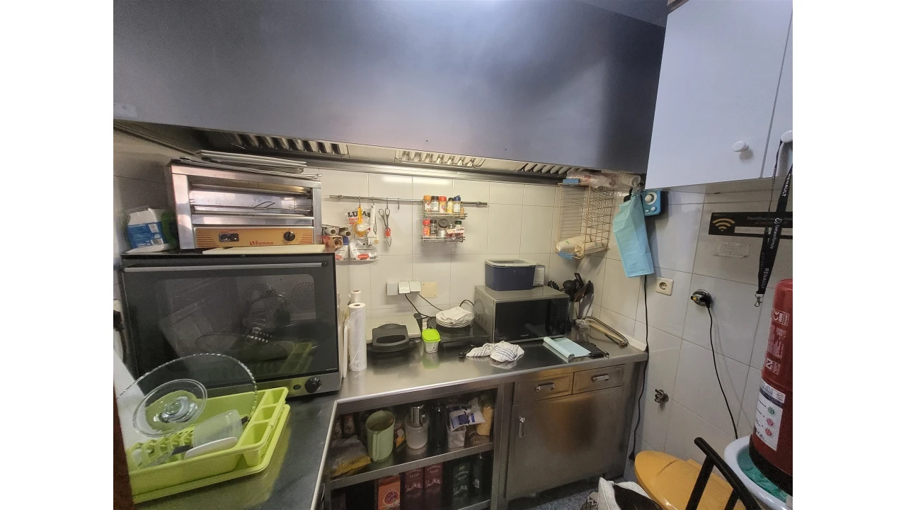 Negócio para Venda em Serzedo e Perosinho Foto 6