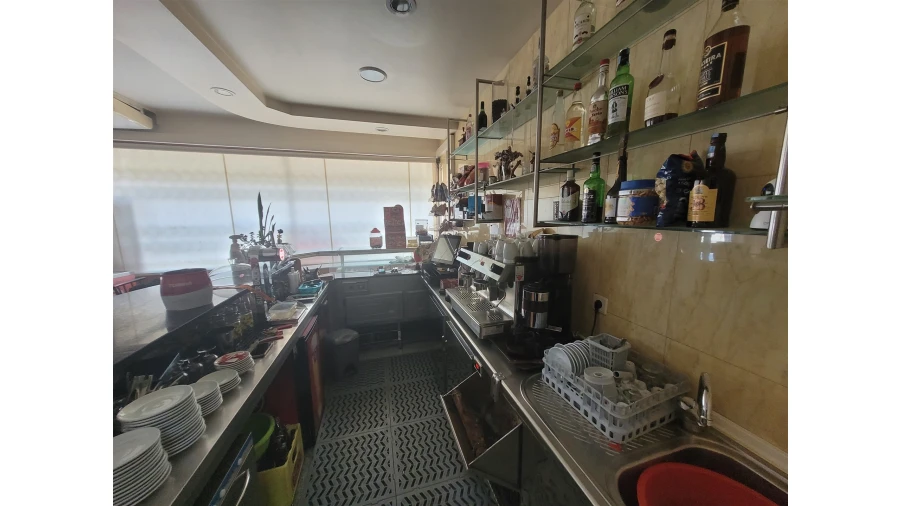 Negócio para Venda em Serzedo e Perosinho Foto 5