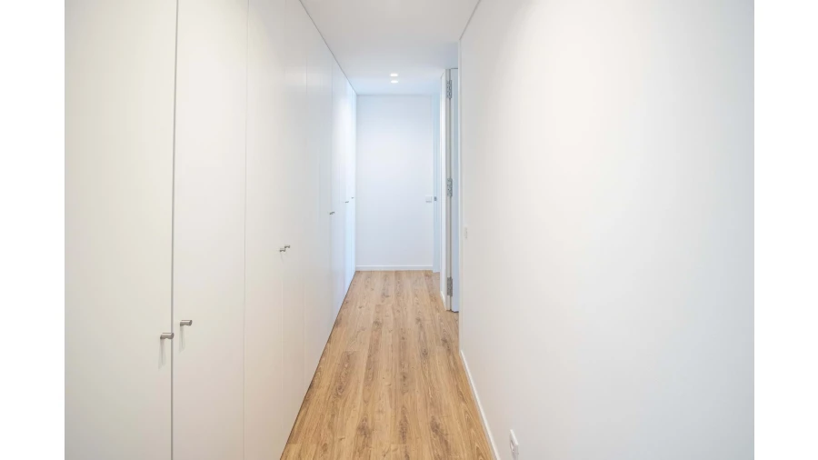Apartamento T2 para Venda em Olhão Foto 17