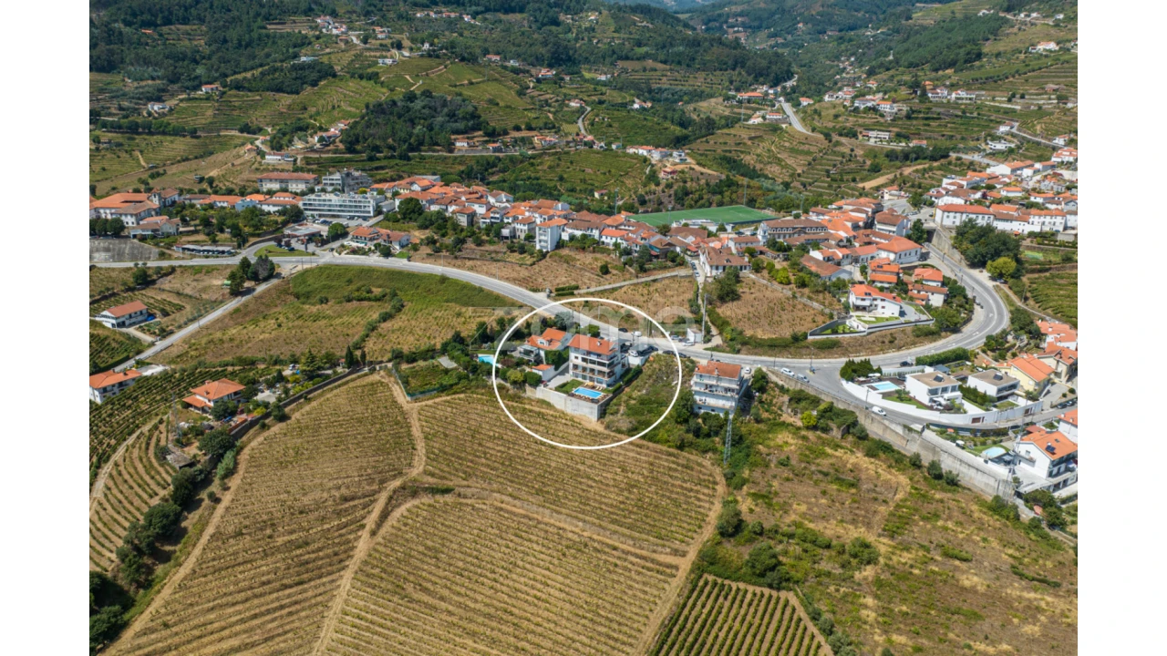 Prédio para Venda em Mesão Frio (Santo André) Foto 4