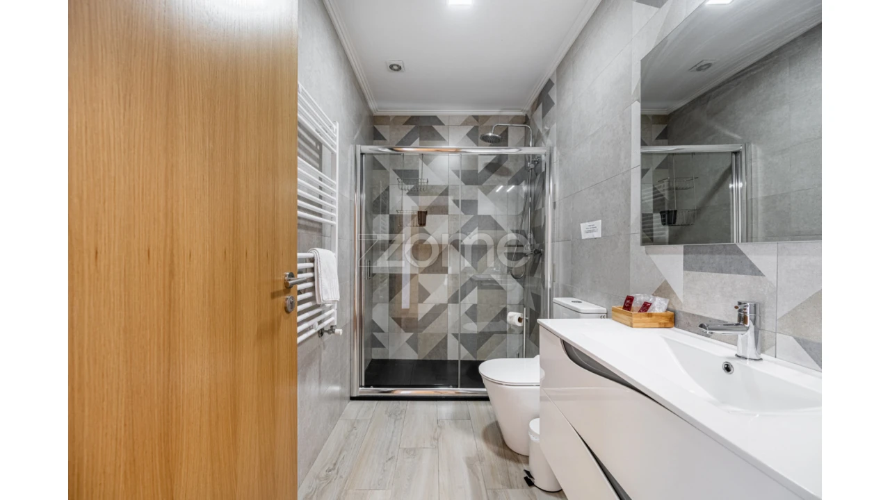 Prédio para Venda em Mesão Frio (Santo André) Foto 29