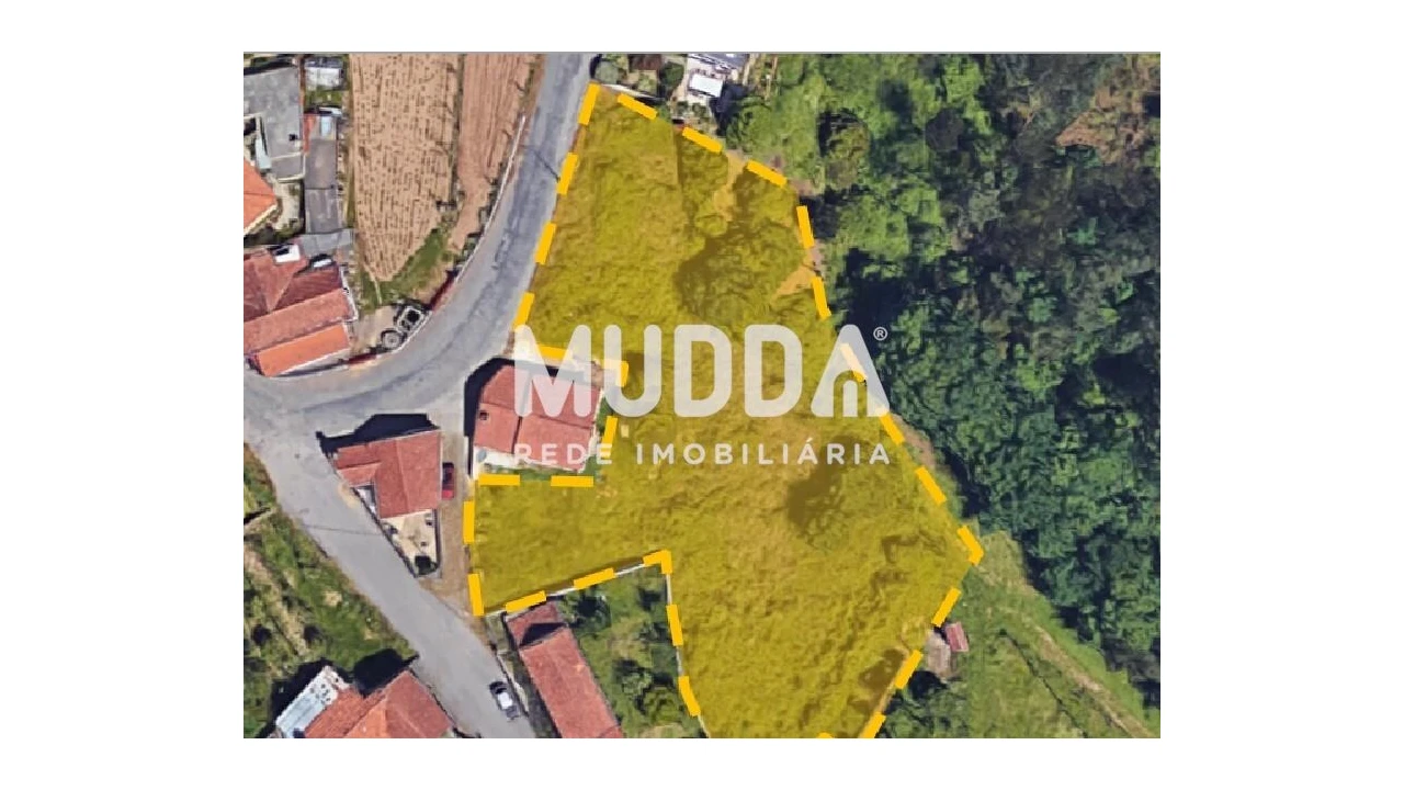 Terreno para Venda em Vila de Cucujães Foto 1