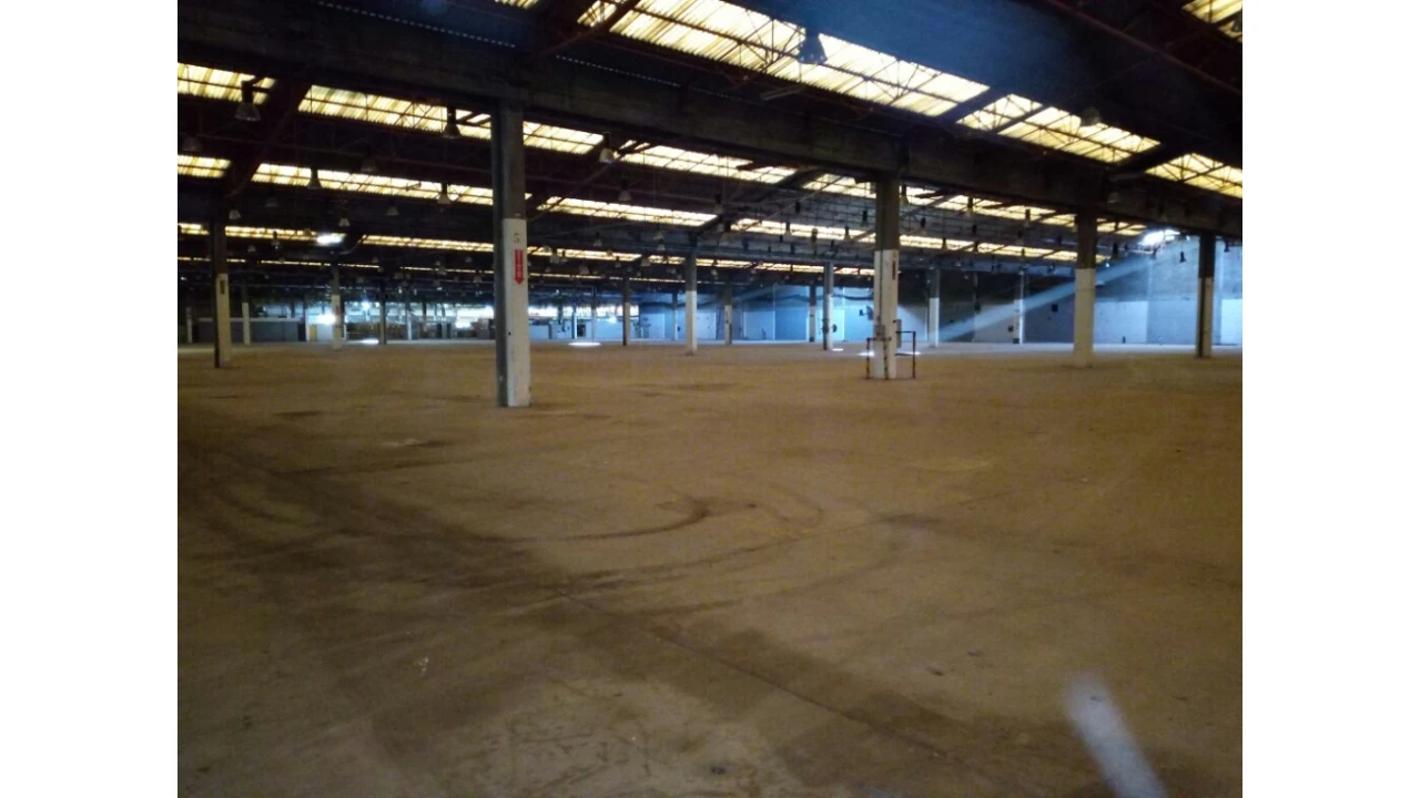 Armazém para Arrendamento em União das Freguesias de Setúbal Foto 4