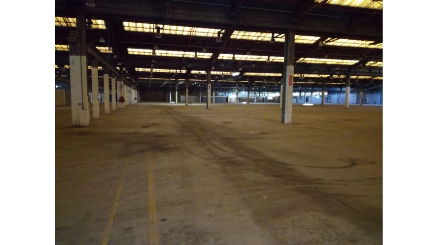 Armazém para Arrendamento em União das Freguesias de Setúbal Foto 1