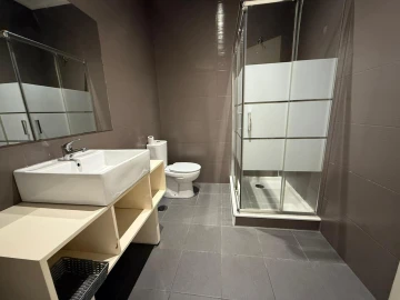 Quarto para Arrendamento em Azurem