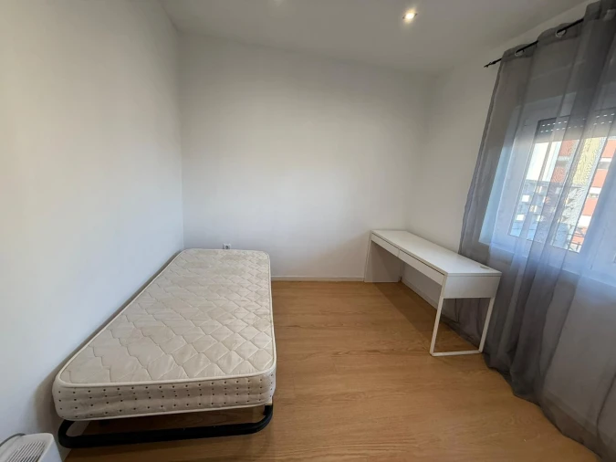 Quarto para Arrendamento em Azurem Foto 23