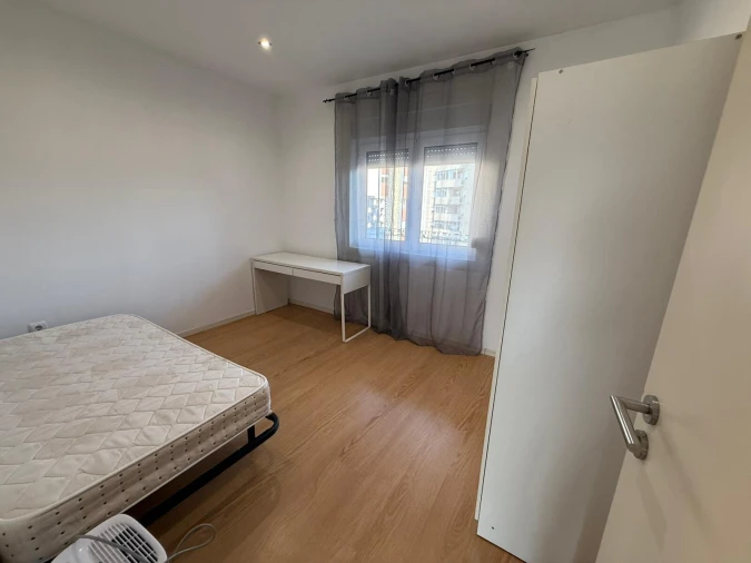 Quarto para Arrendamento em Azurem Foto 21