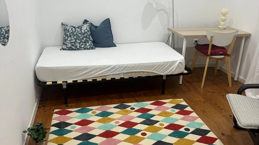 Quarto para Arrendamento em Azurem
