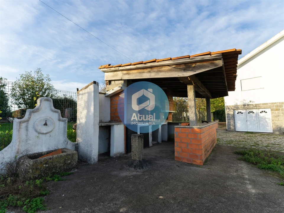 Quinta T3 para Venda em Gemieira Foto 37