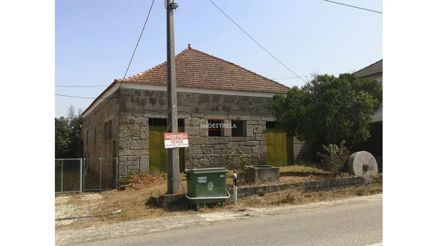 Armazém para Arrendamento em Tourais e Lajes Foto 2