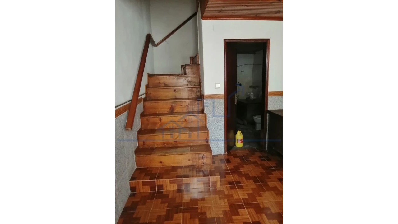 Moradia T3 para Venda em Carviçais Foto 9