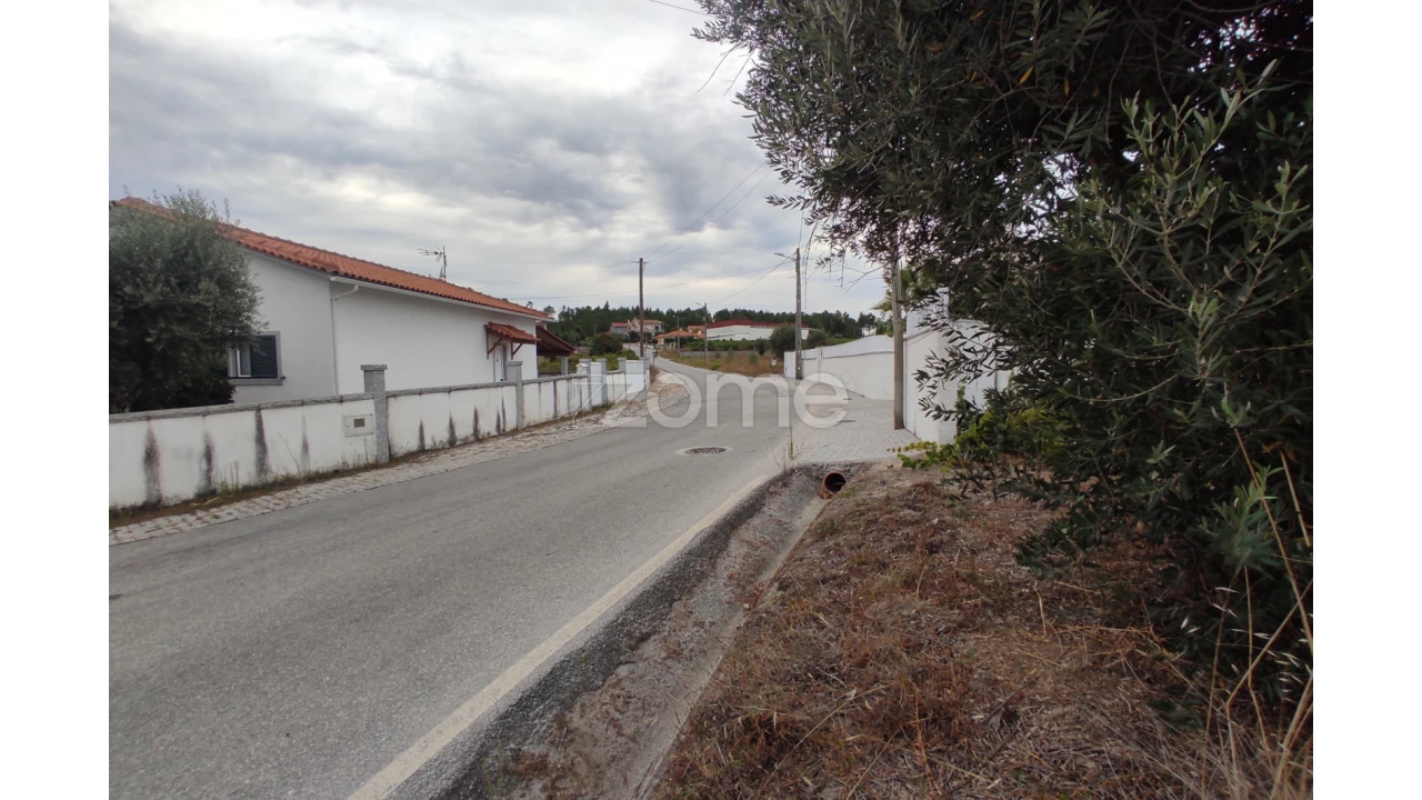 Terreno para Venda em Sezures Foto 6