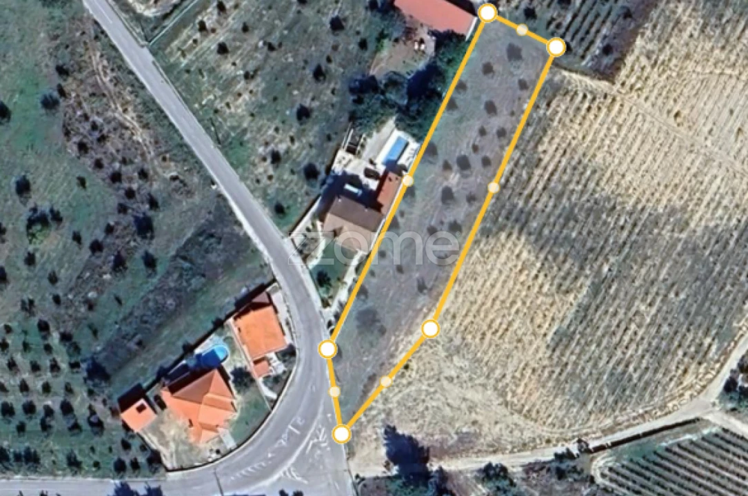 Terreno para Venda em Sezures Foto 20