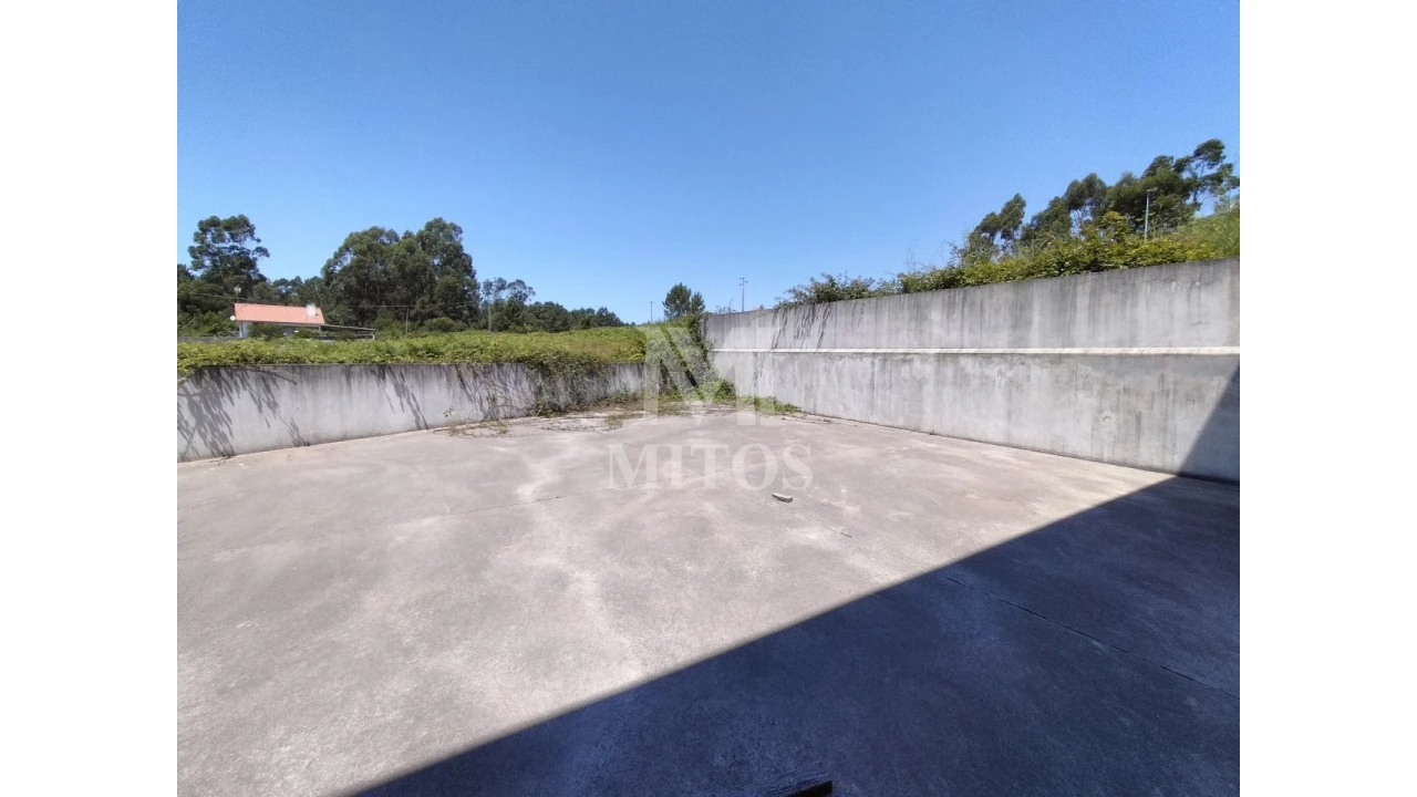 Armazém para Venda em Fragoso Foto 3