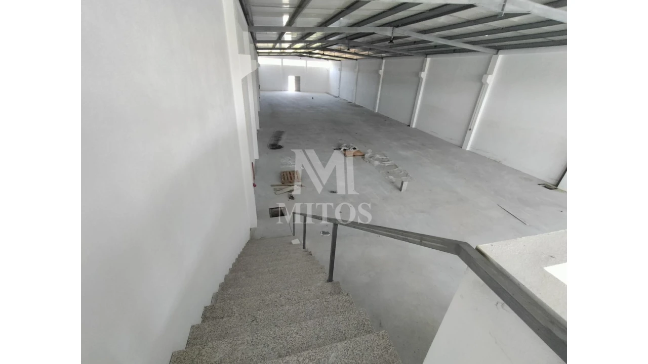 Armazém para Venda em Fragoso Foto 9