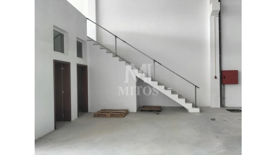 Armazém para Venda em Fragoso Foto 5