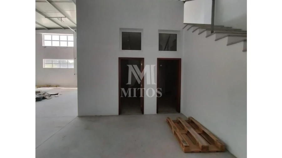 Armazém para Venda em Fragoso Foto 6