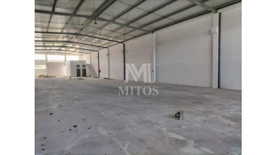 Armazém para Venda em Fragoso Foto 2