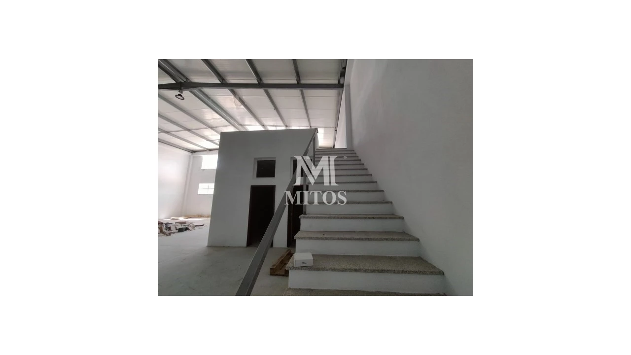 Armazém para Arrendamento em Fragoso Foto 6