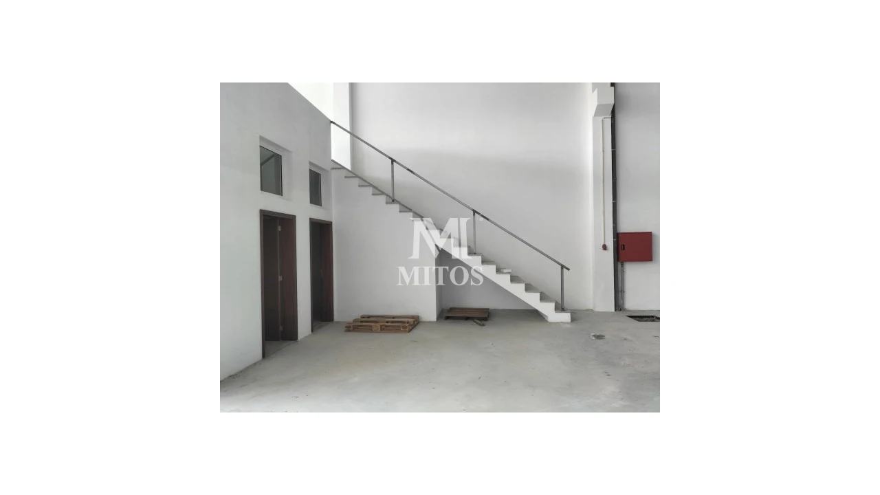 Armazém para Arrendamento em Fragoso Foto 4