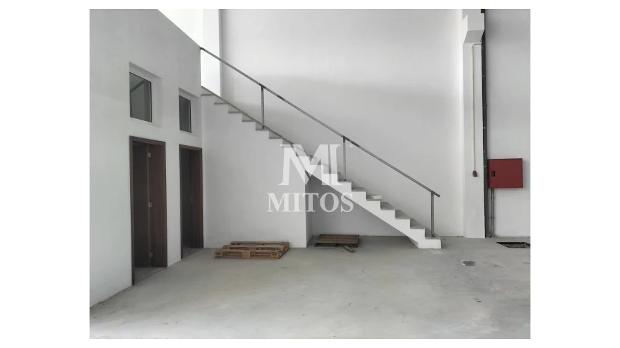 Armazém para Arrendamento em Fragoso Foto 4