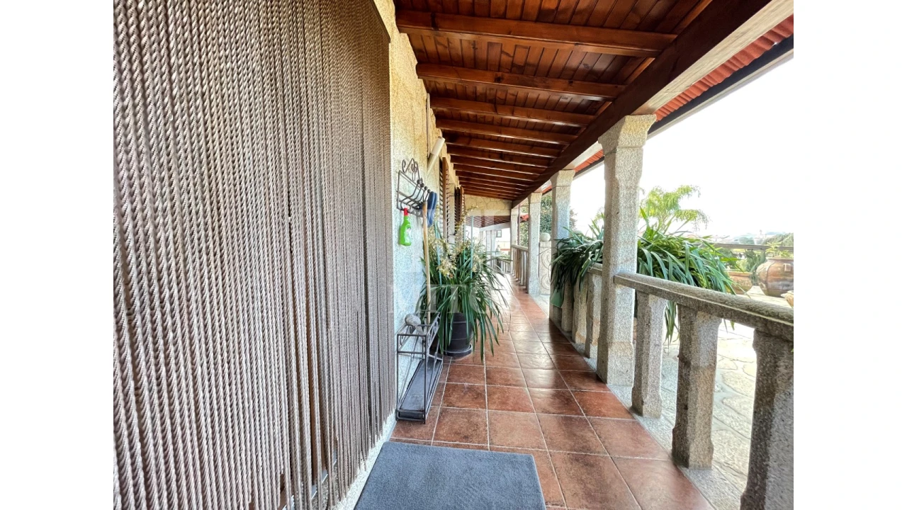 Moradia T4 para Venda em Fontão Foto 8