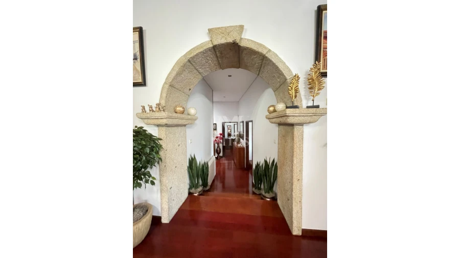 Moradia T4 para Venda em Fontão Foto 18