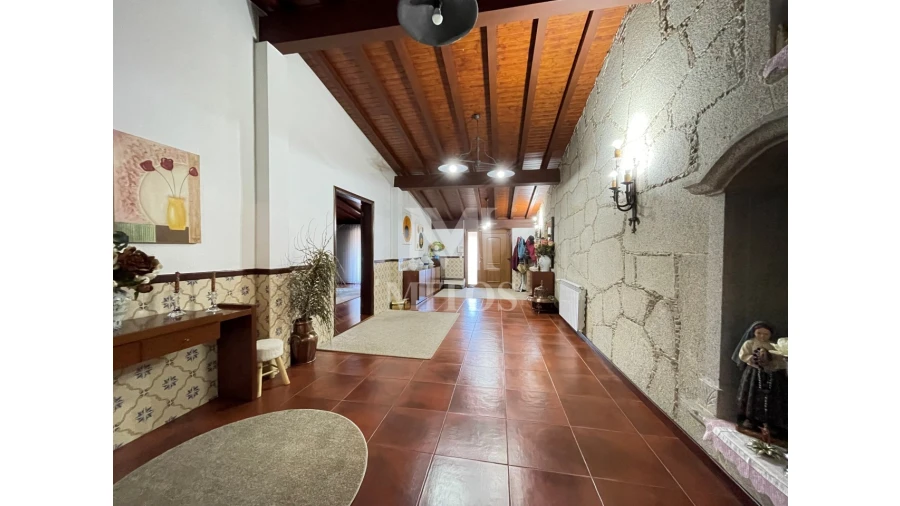 Moradia T4 para Venda em Fontão Foto 16