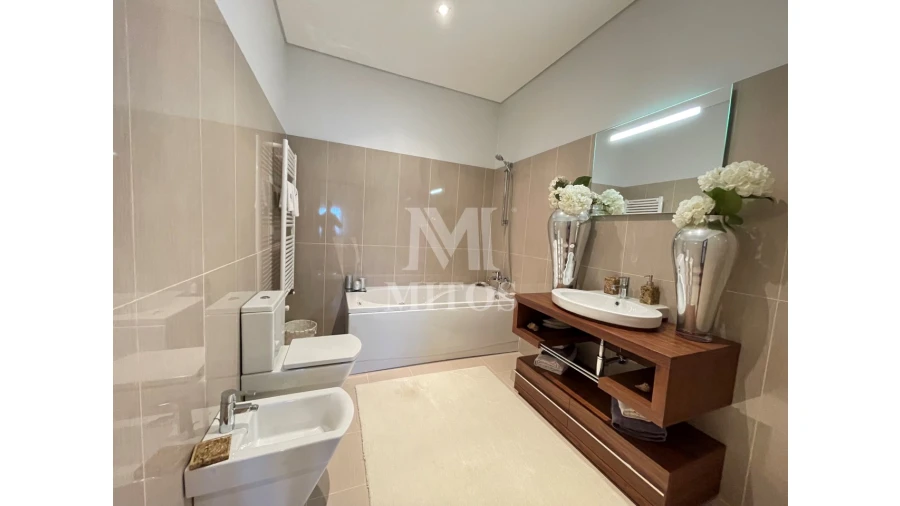 Moradia T4 para Venda em Fontão Foto 25